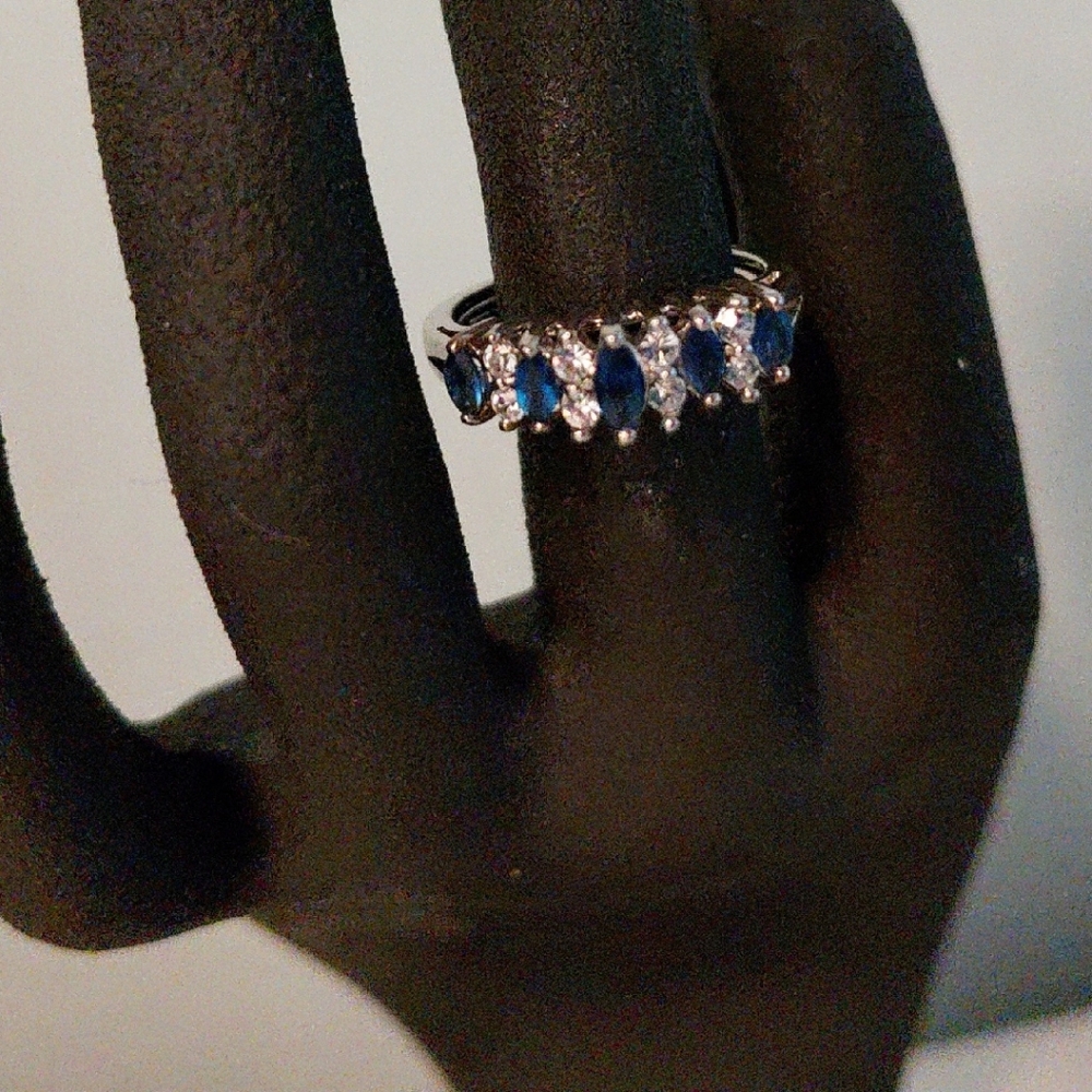 Avon Elegant Silver Ring with Deep Blue Gems